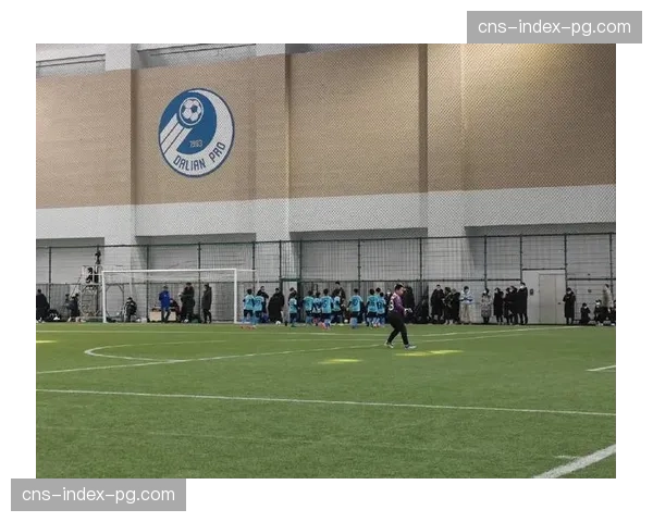 特写：大连足球青训基地里的“马年”新春愿望墙