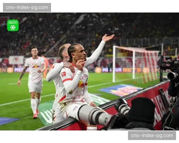 勒沃库森3-1逆转斯图加特，继续以不败战绩领跑德甲